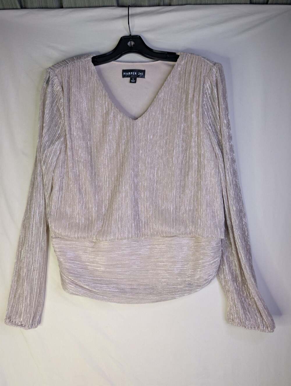Harper 241 Women's Metallic V-Neck Long Sleeve Blouse, Size L